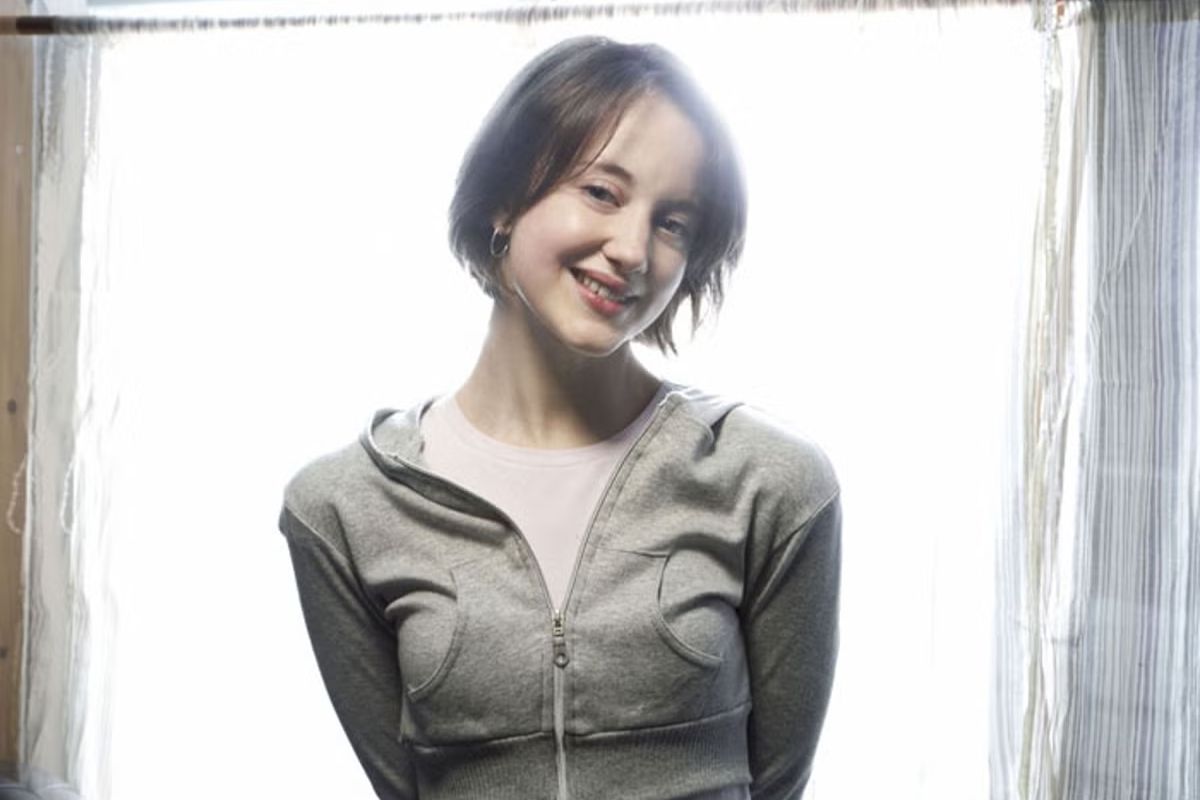 25 Facts About Andrea Riseborough 