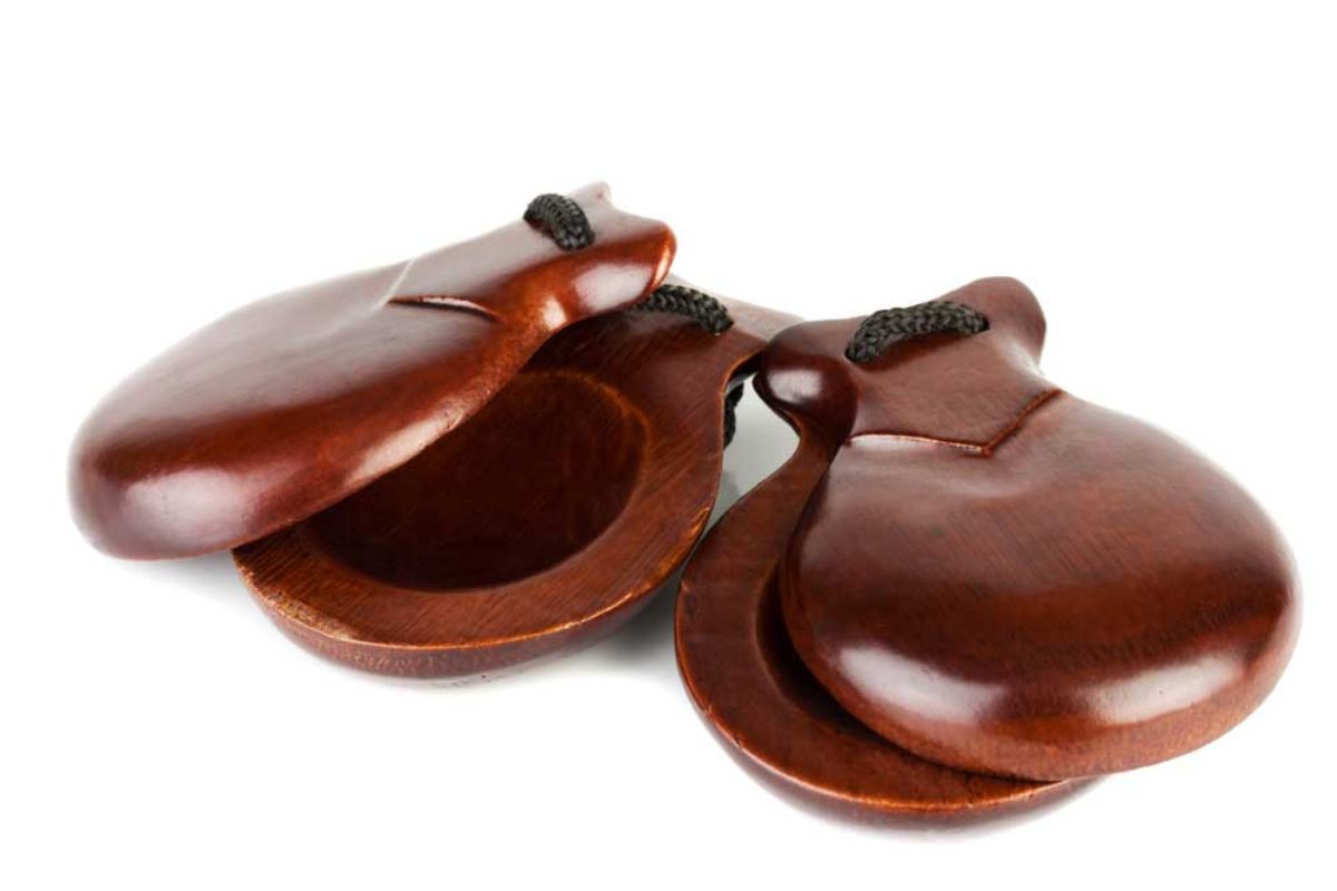 25 Facts About Castanet 