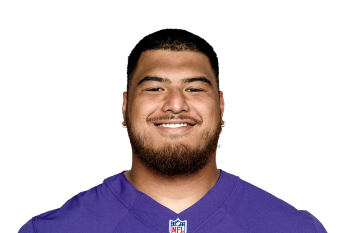 25 Facts About Daniel Faalele 