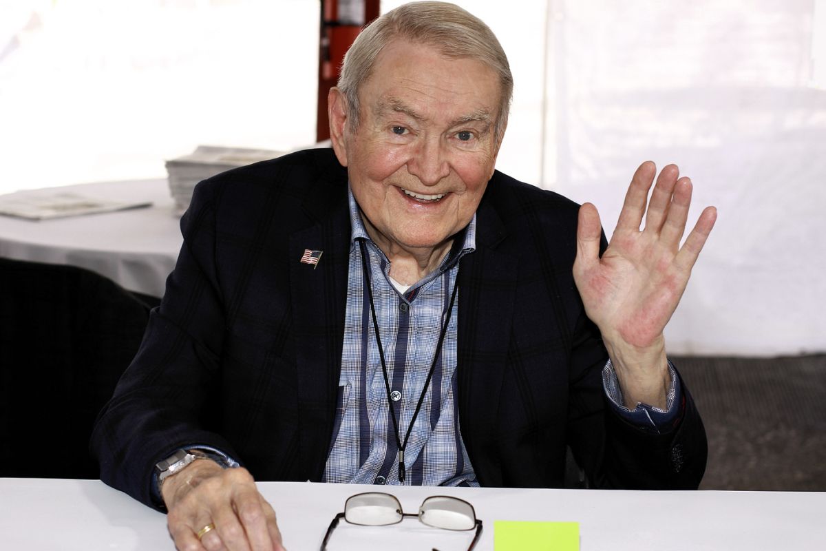 25 Facts About Dave Ward 