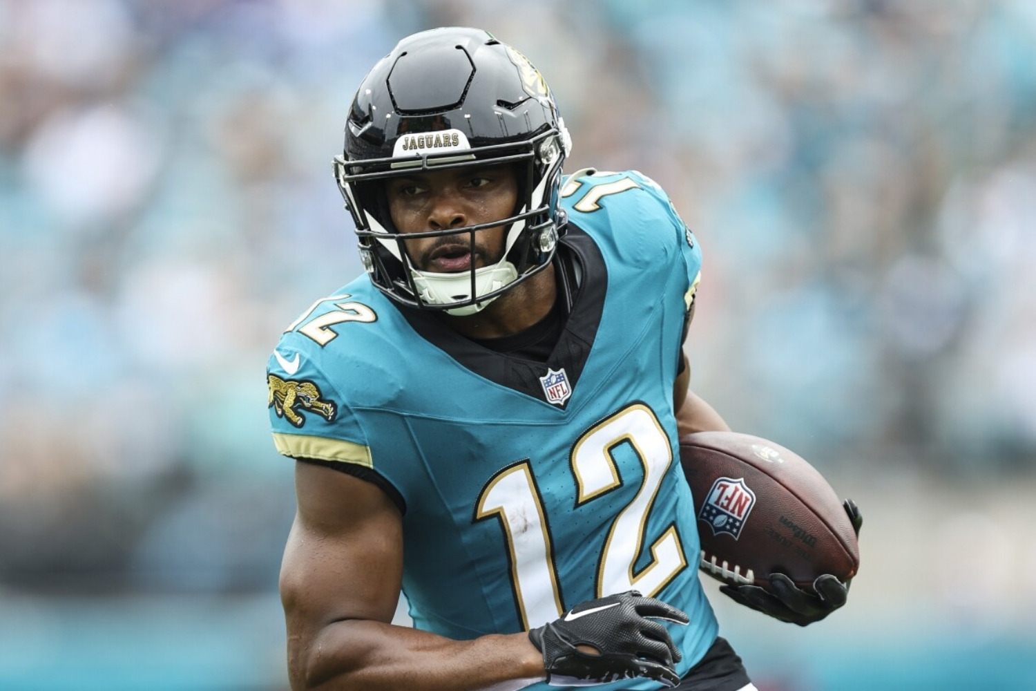 25 Facts About Devin Duvernay 