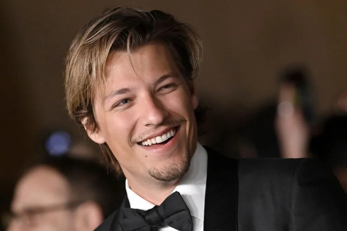 25 Facts About Jake Bongiovi 