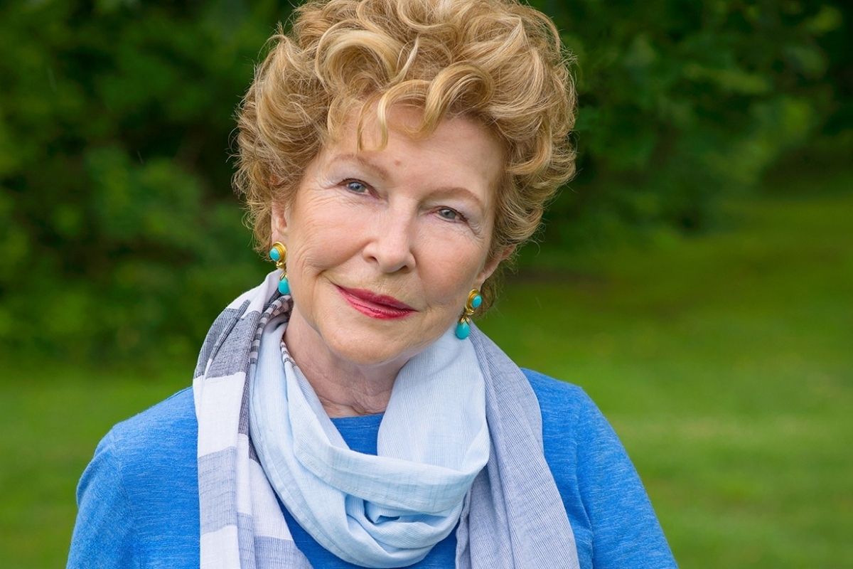 25 Facts About Jan Karon 