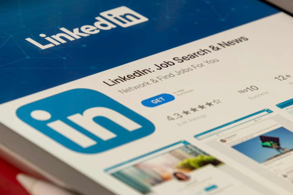 25 Facts About LinkedIn 
