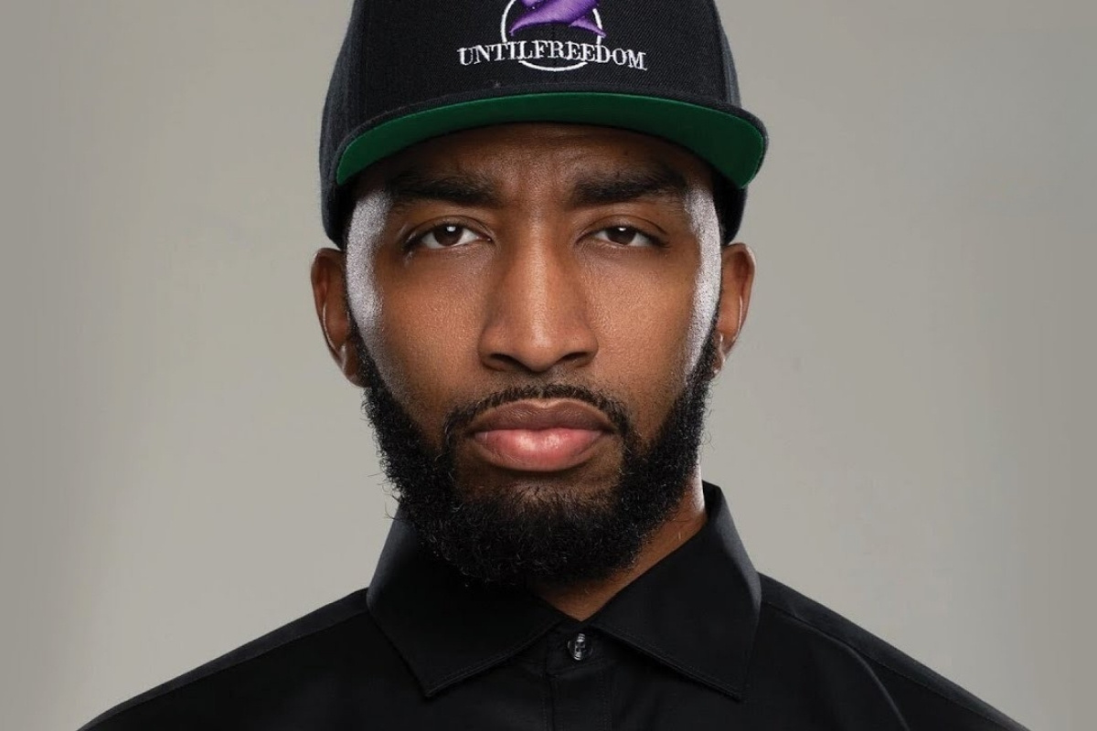 25 Facts About Mysonne Linen 