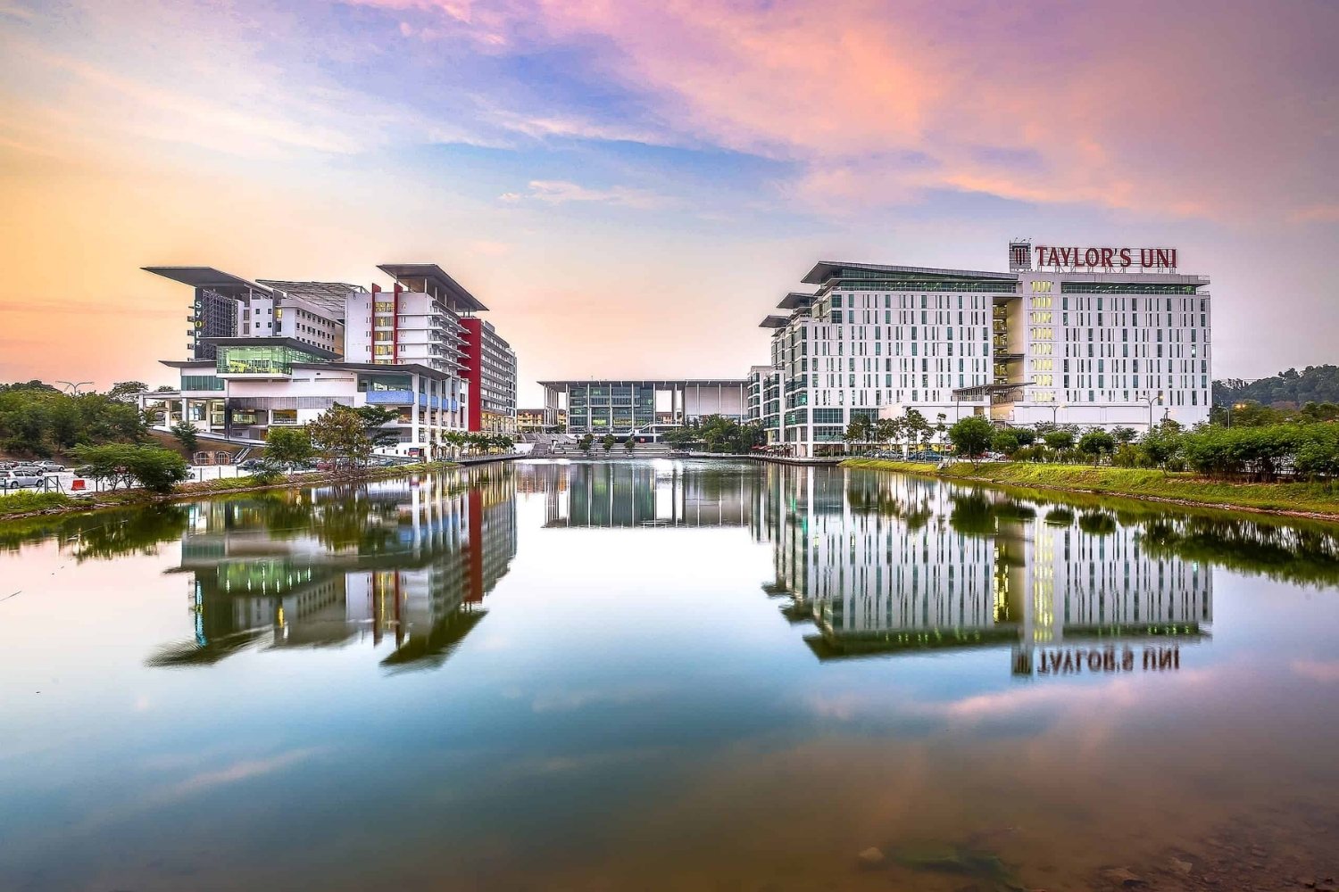 25 Facts About Taylor University 