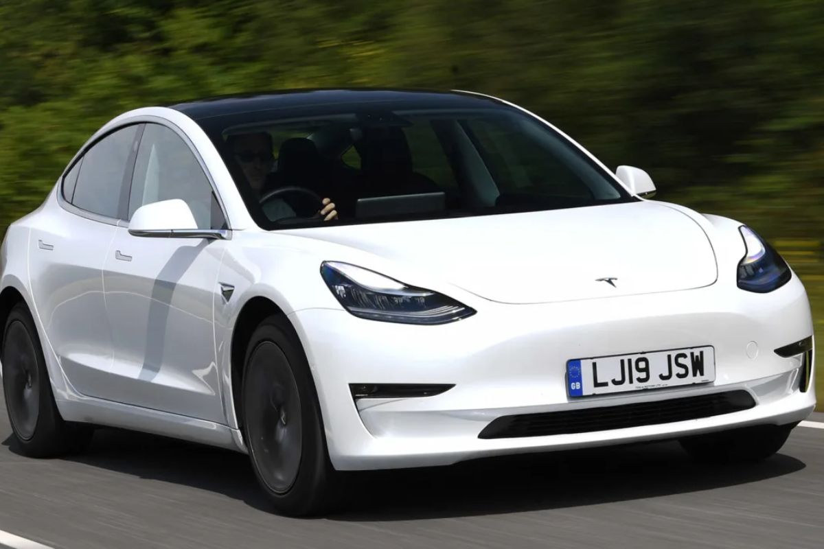 25-facts-about-tesla-uk