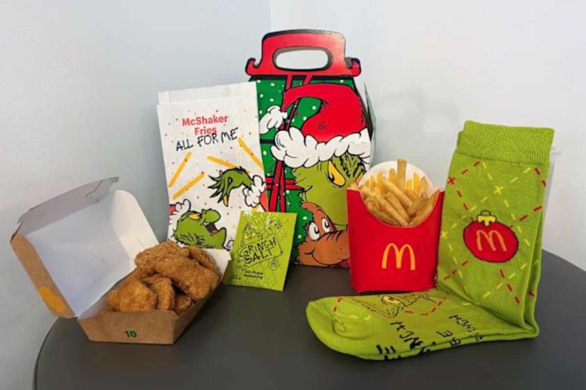 25 Facts About The ChickfilA Grinch Meal 