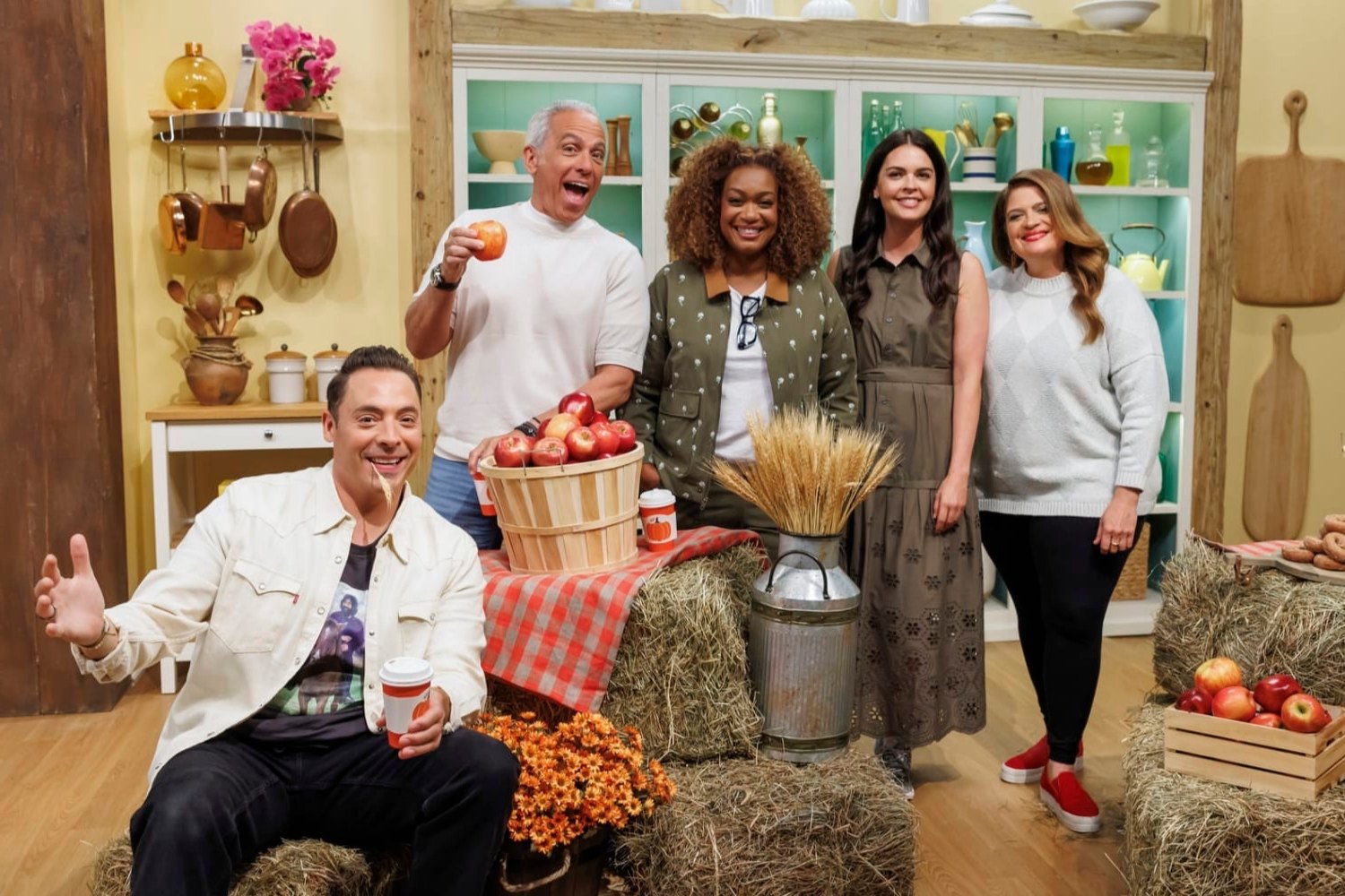 25 Facts About The Kitchen Finale On Food Network 