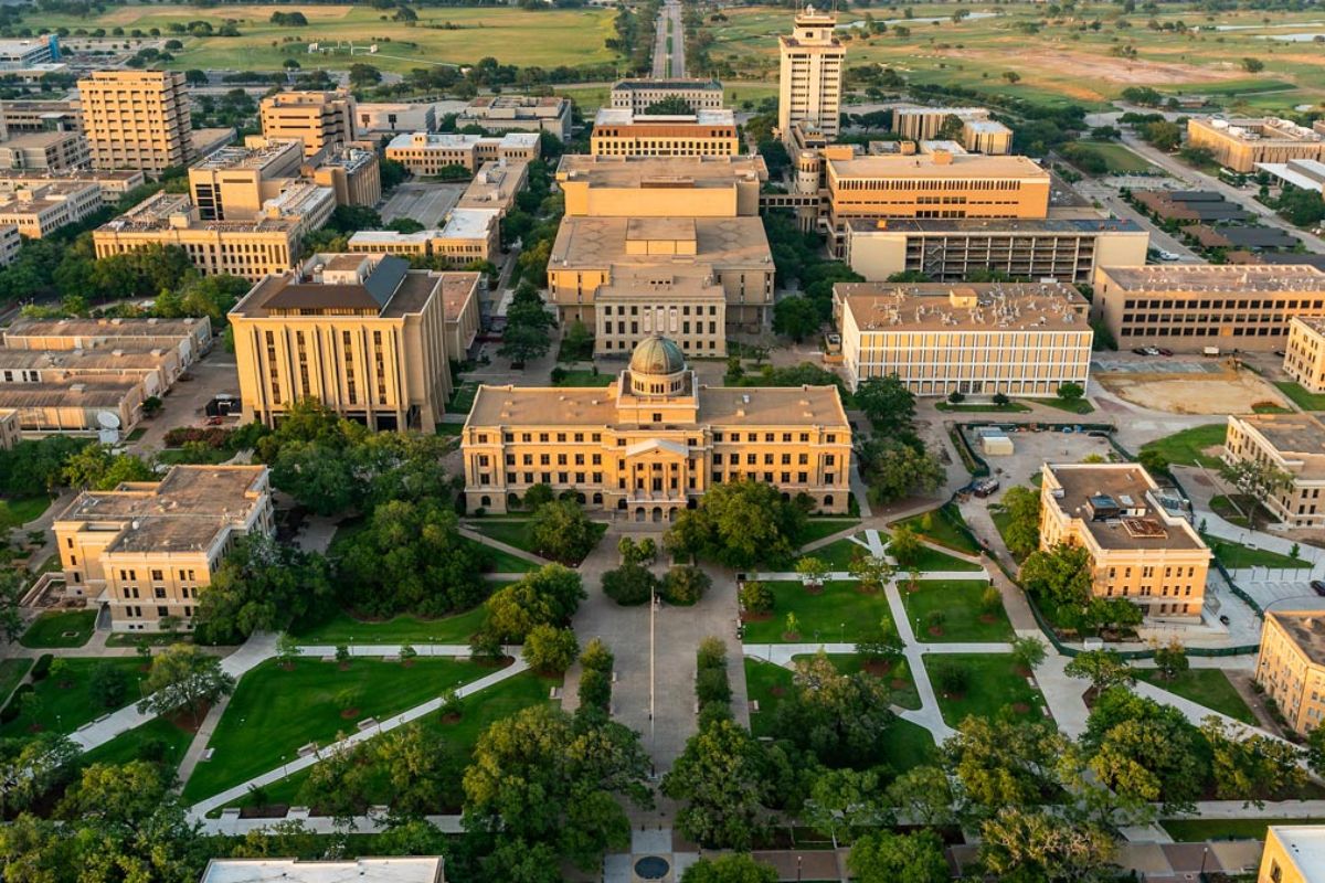 30 Facts About College Station Texas 