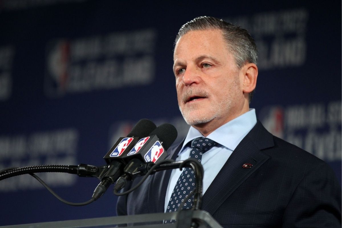 30 Facts About Dan Gilbert 