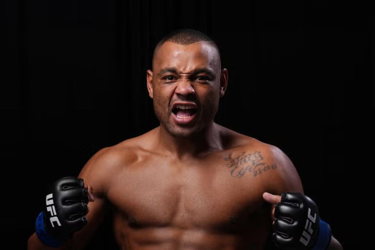 25 Facts About Cesar Almeida 