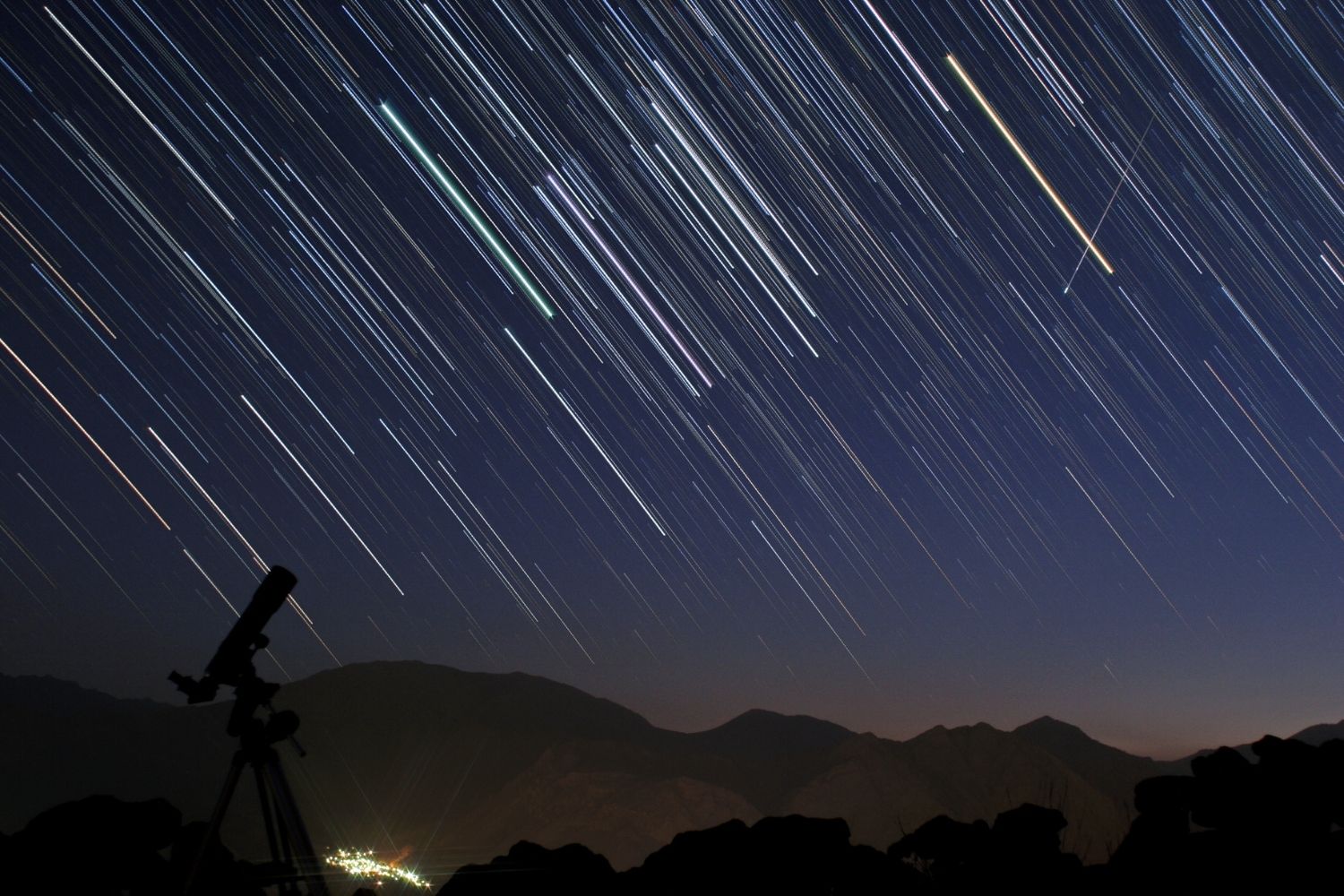 25 Facts About Comet Showers 