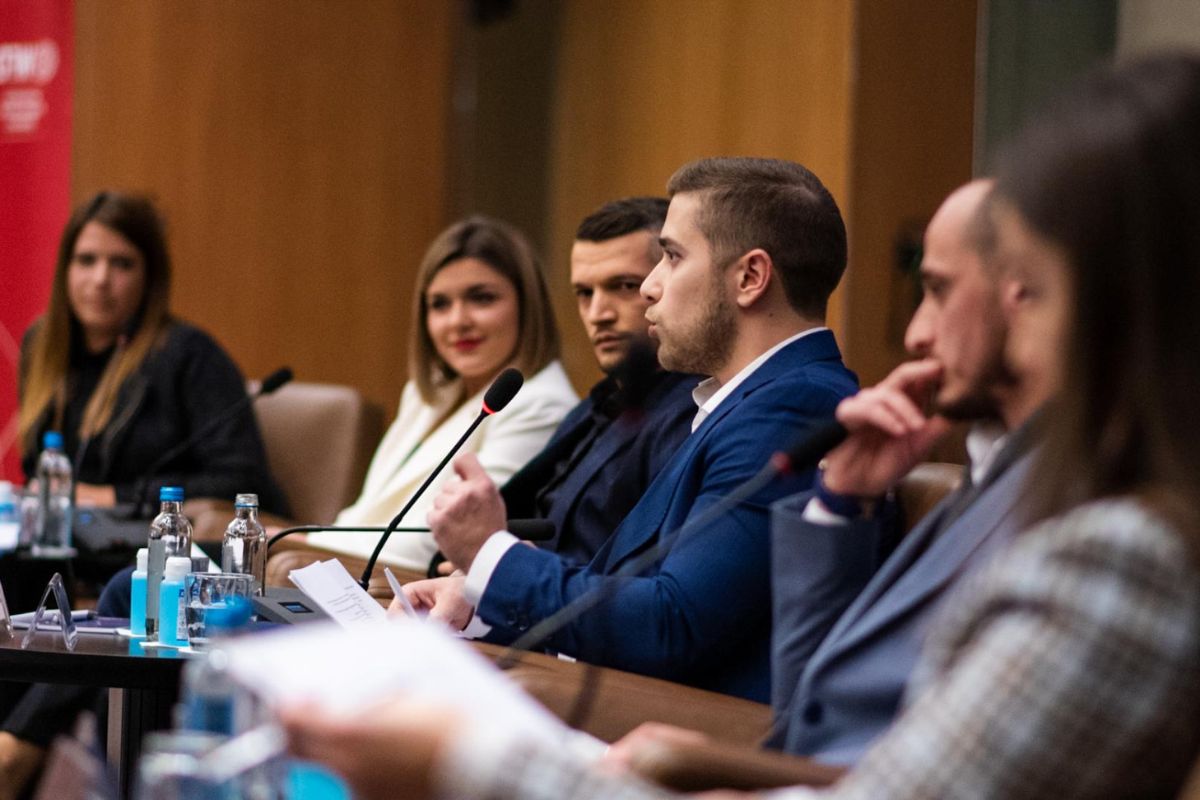 25 Facts About Debate Politics 