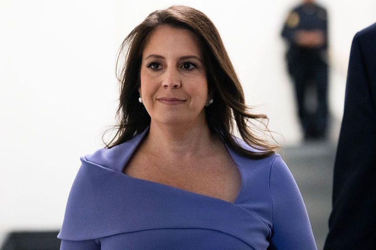 25 Facts About Elise Stefanik For NY Governor 