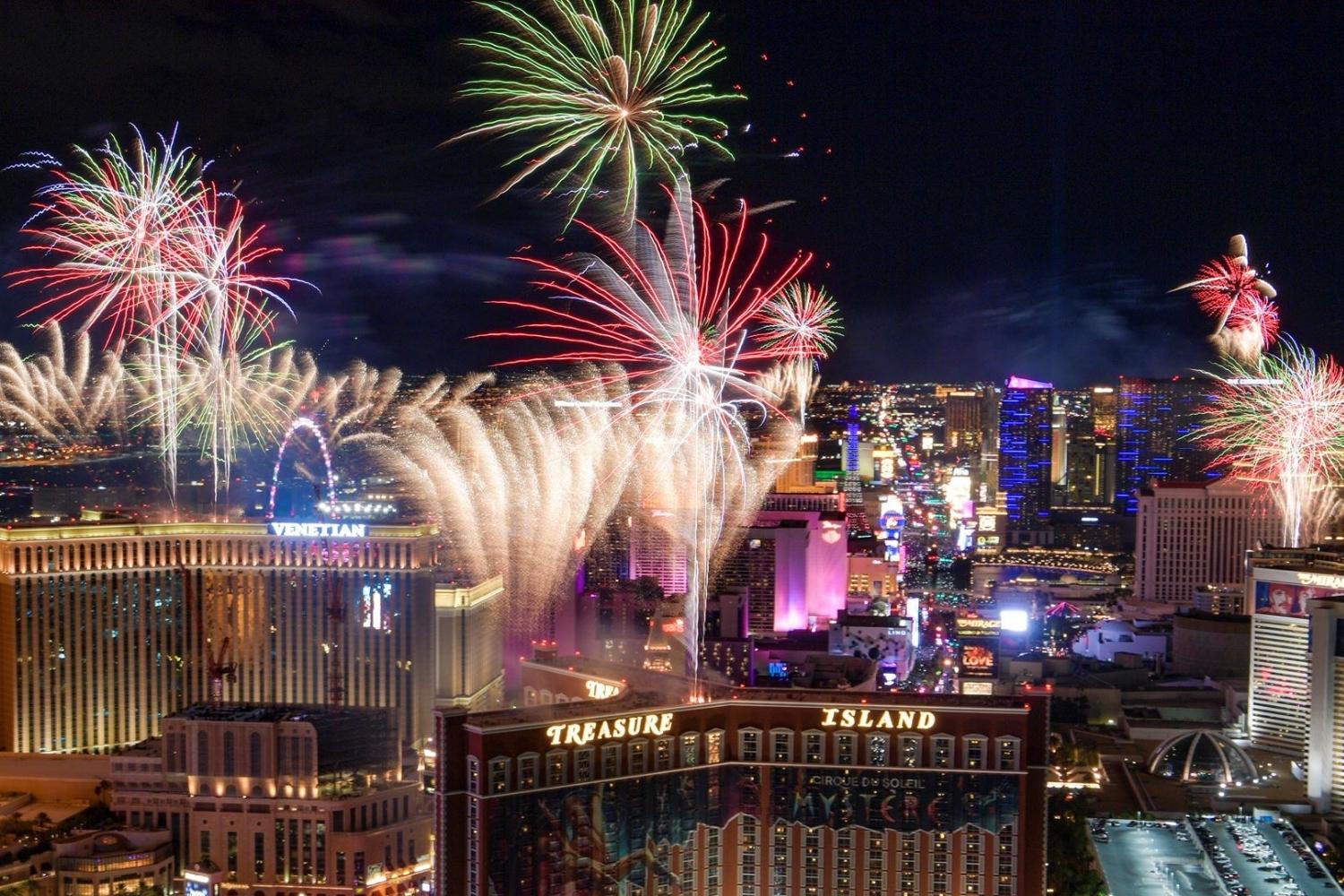 25 Facts About Las Vegas Fireworks 