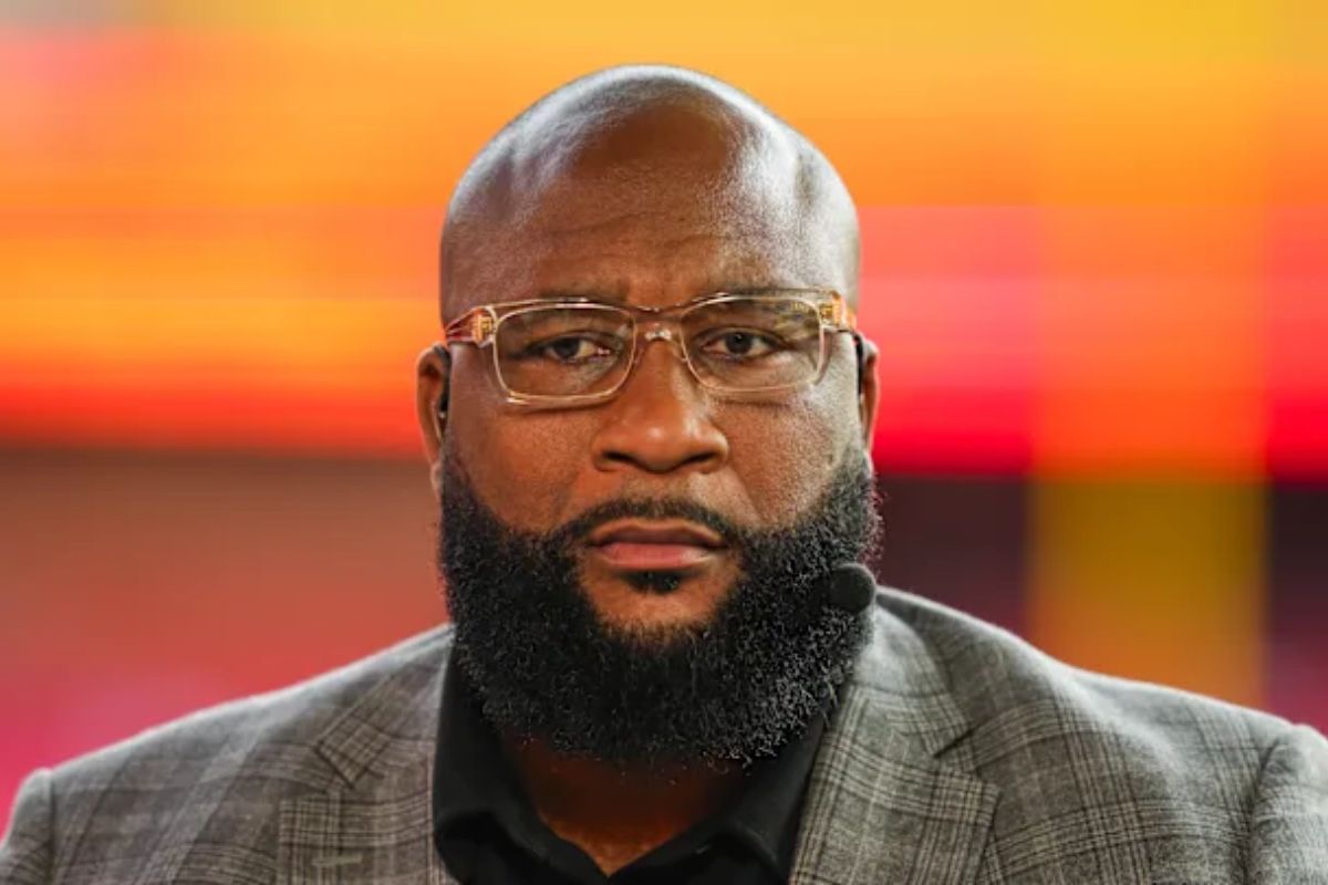 25 Facts About Marcus Spears 