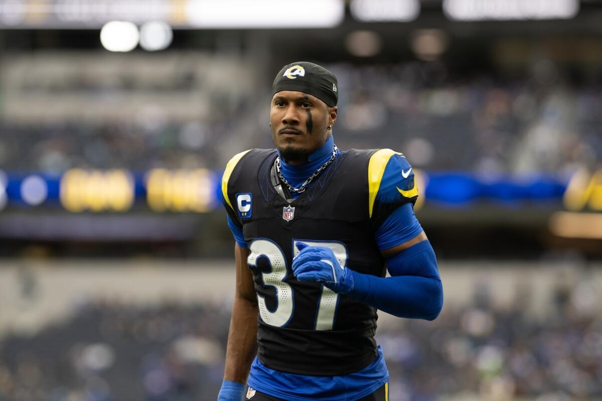 25 Facts About Quentin Lake 