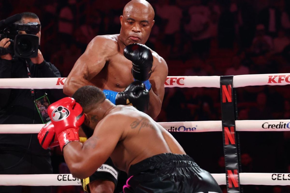 25 Facts About Silva Vs Woodley 