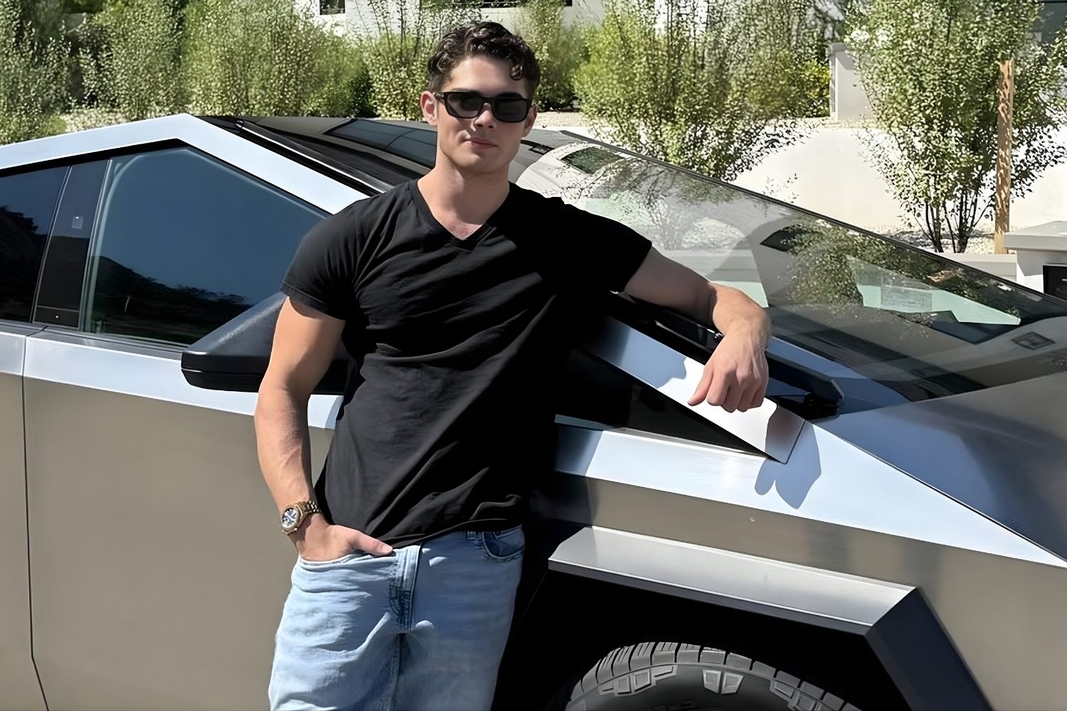 25 Facts About The Clavicular Cybertruck Incident 