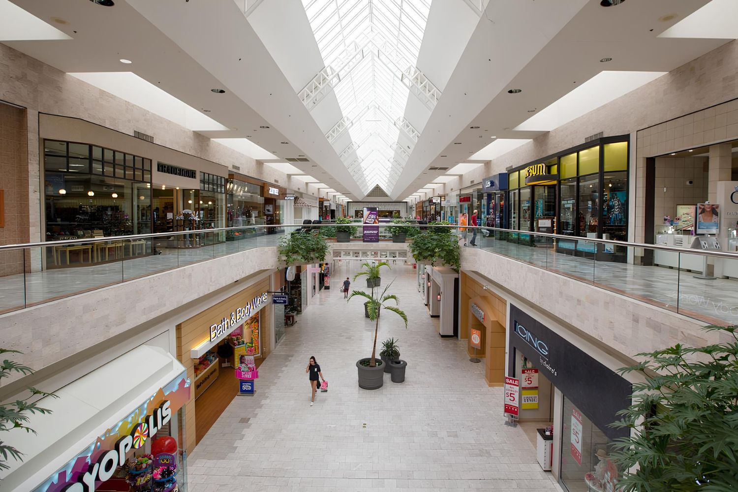 30 Facts About Westroads Mall 